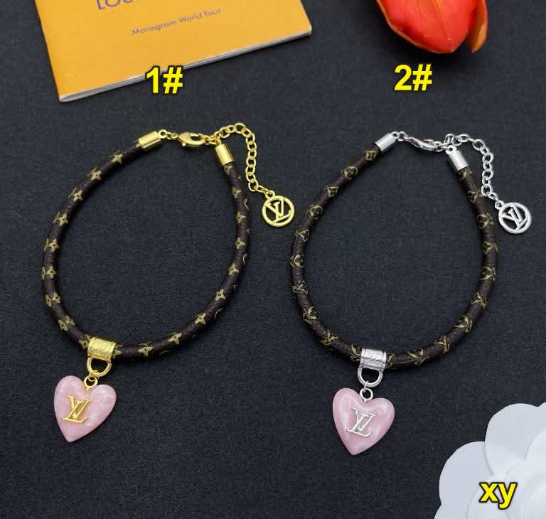 Vee heart bracelet