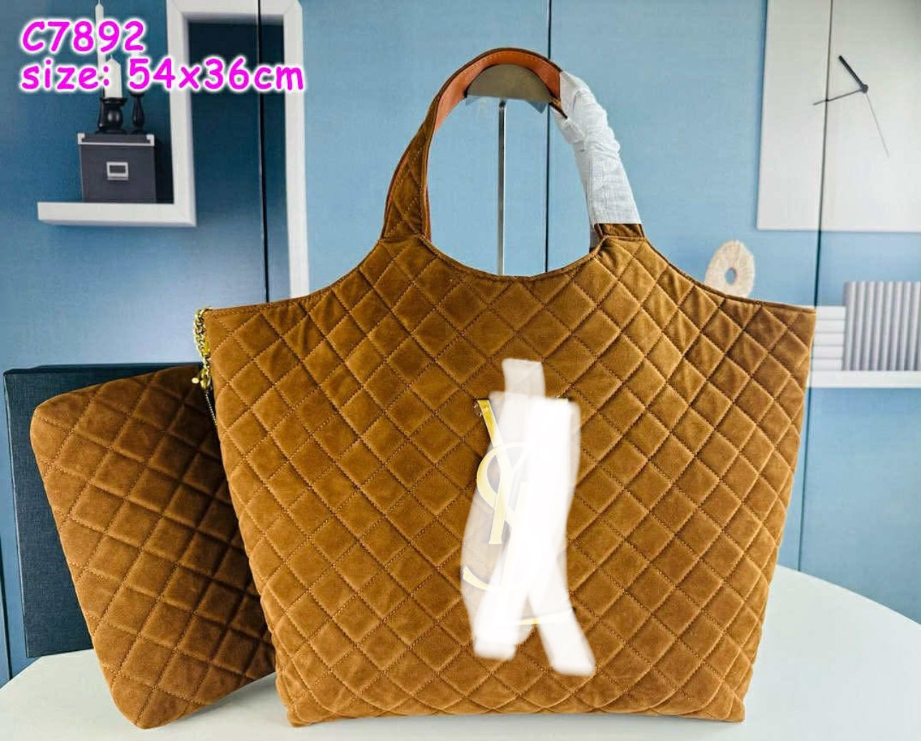 Y quilted shoulder