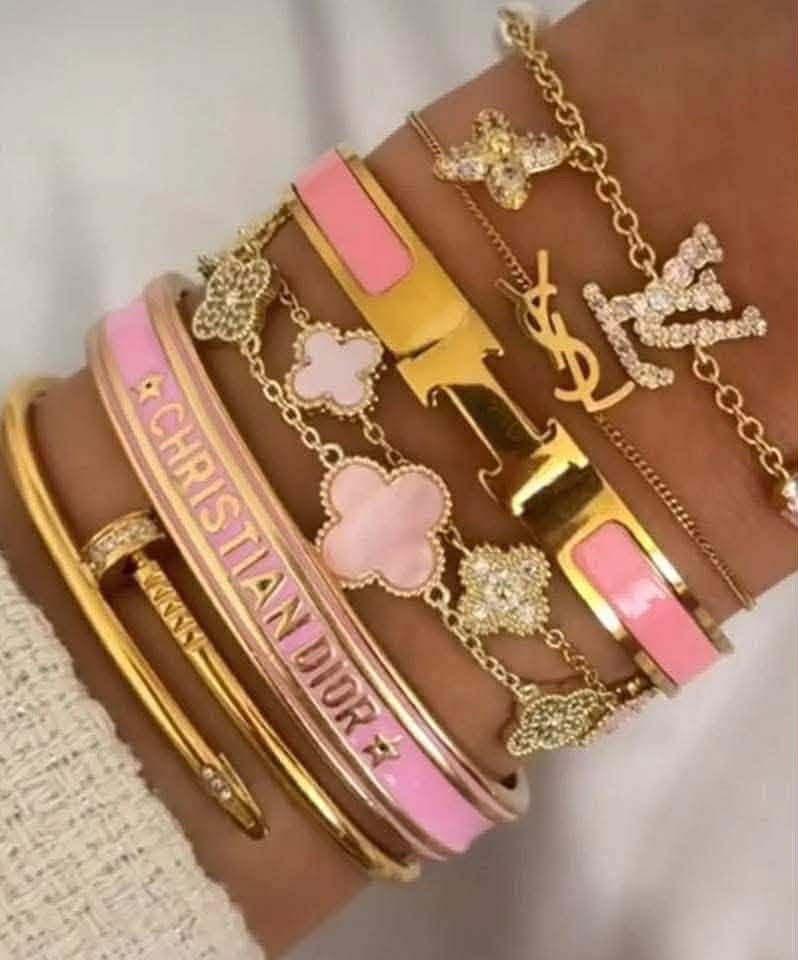 Bracelet stack 1