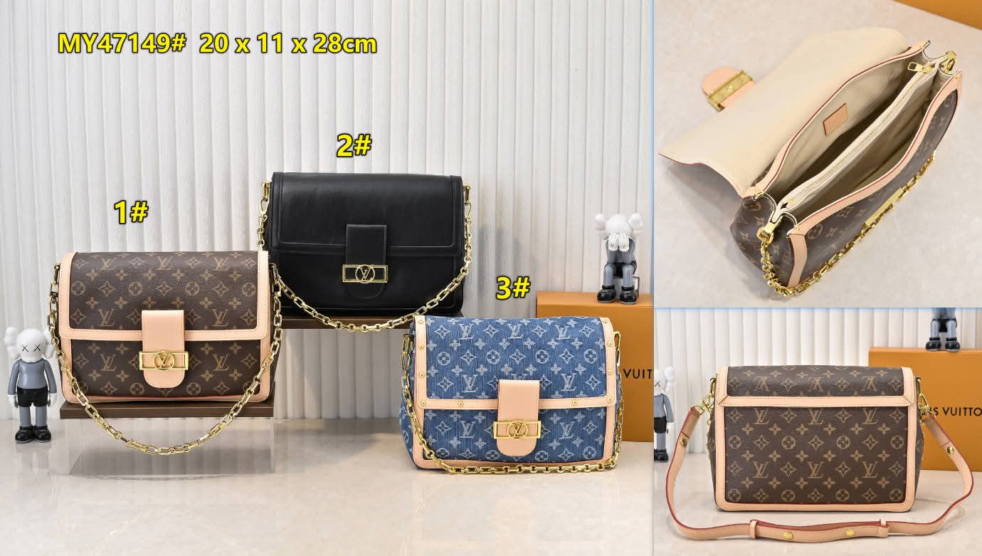 L Mono Classic Bags