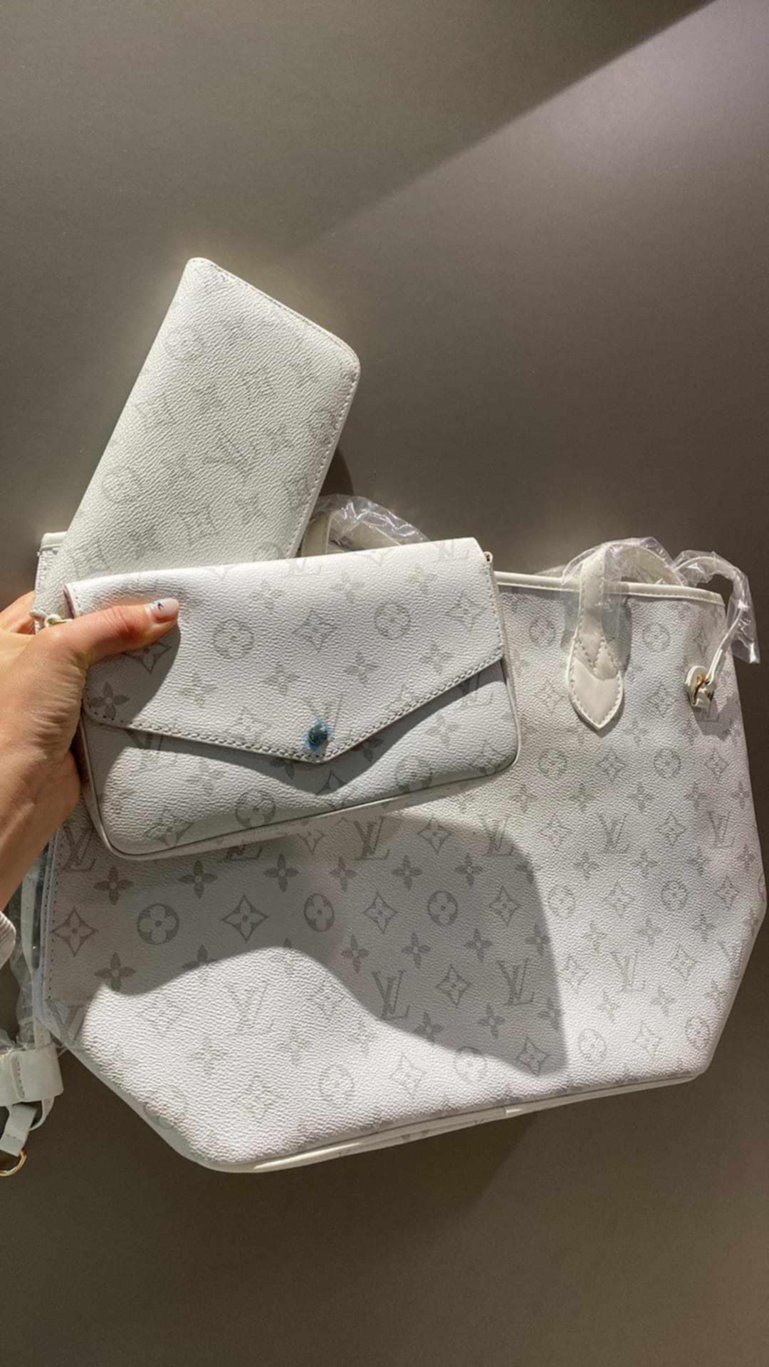 L White Mono 3pc Set