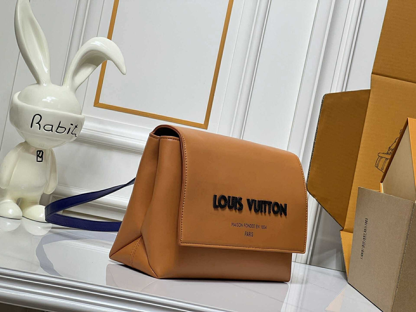 L Camel Bag