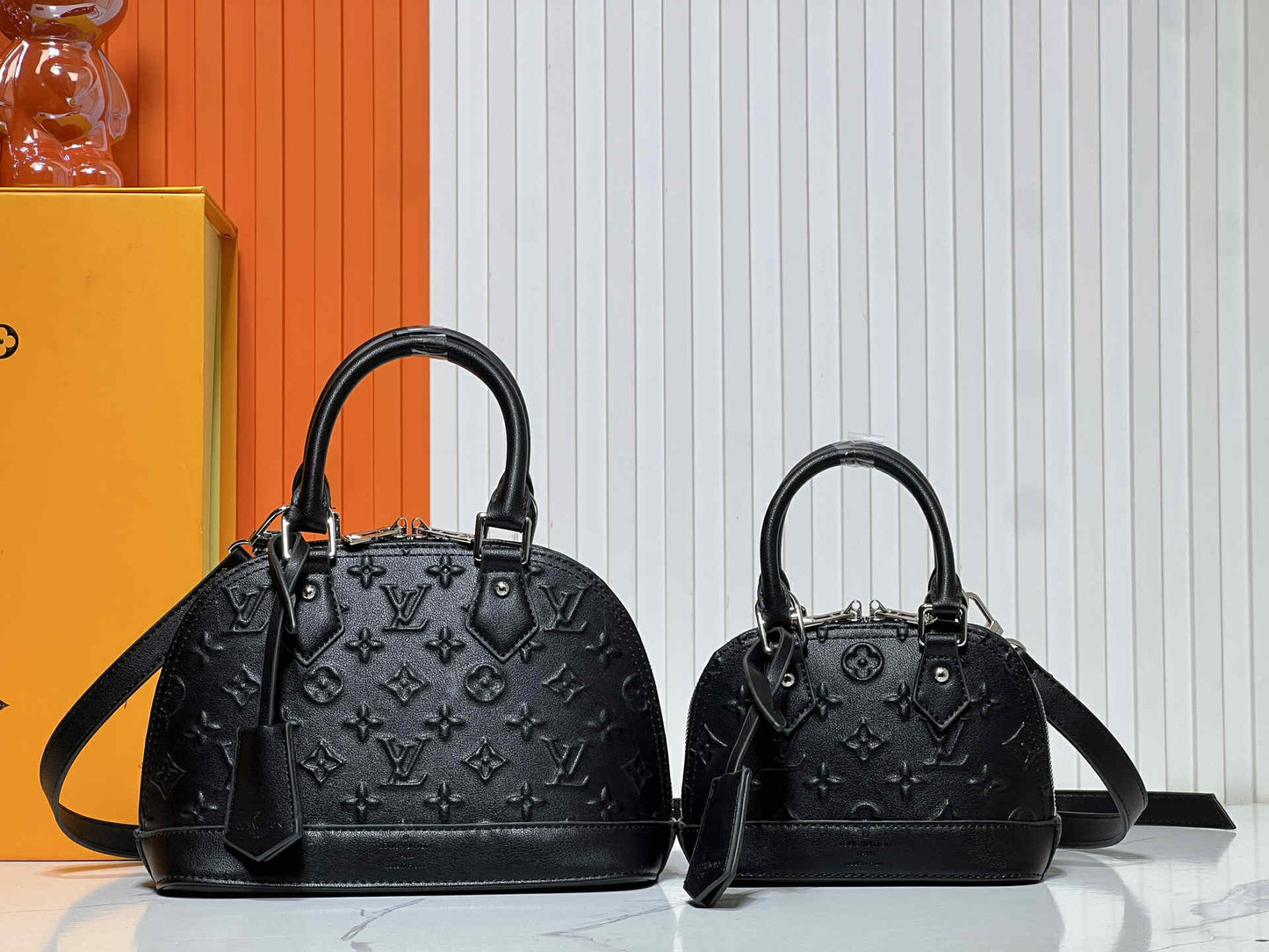 L Black Bags Small/Mid