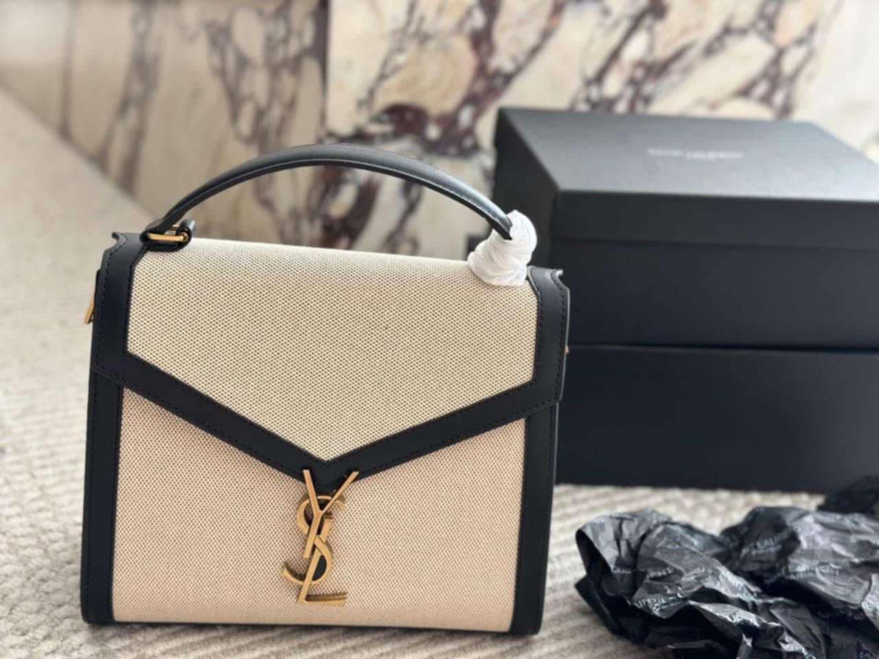 Y Classy Shoulder Bag Cream/ Black