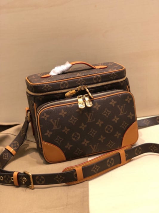 Boujee Cosmetics travel Bag