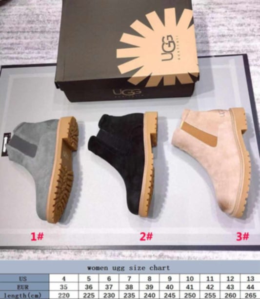 U Chelsea Boots 2