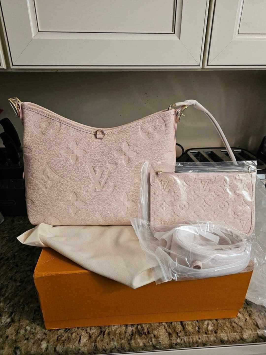 L Black Carry All w Insert
