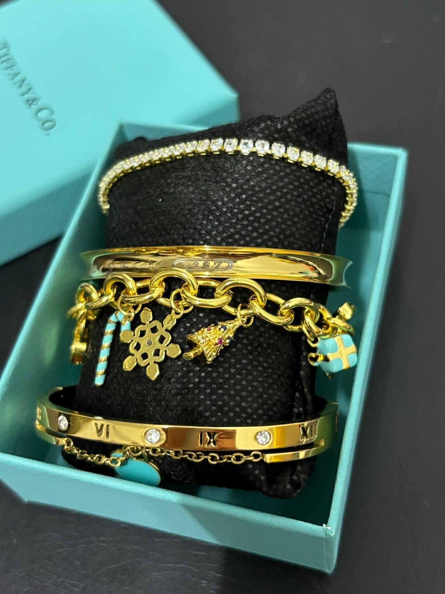 T&Co Bracelet Set 6