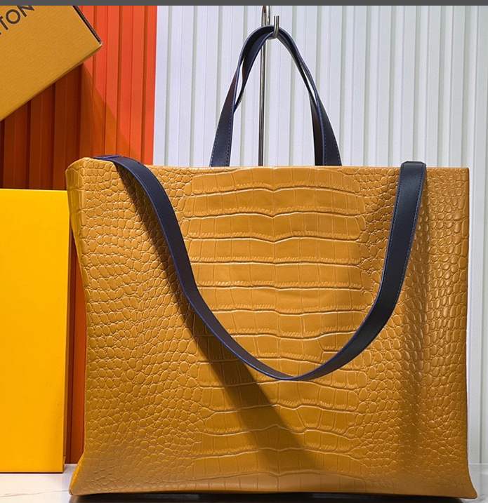 Alligator Pattern Tote