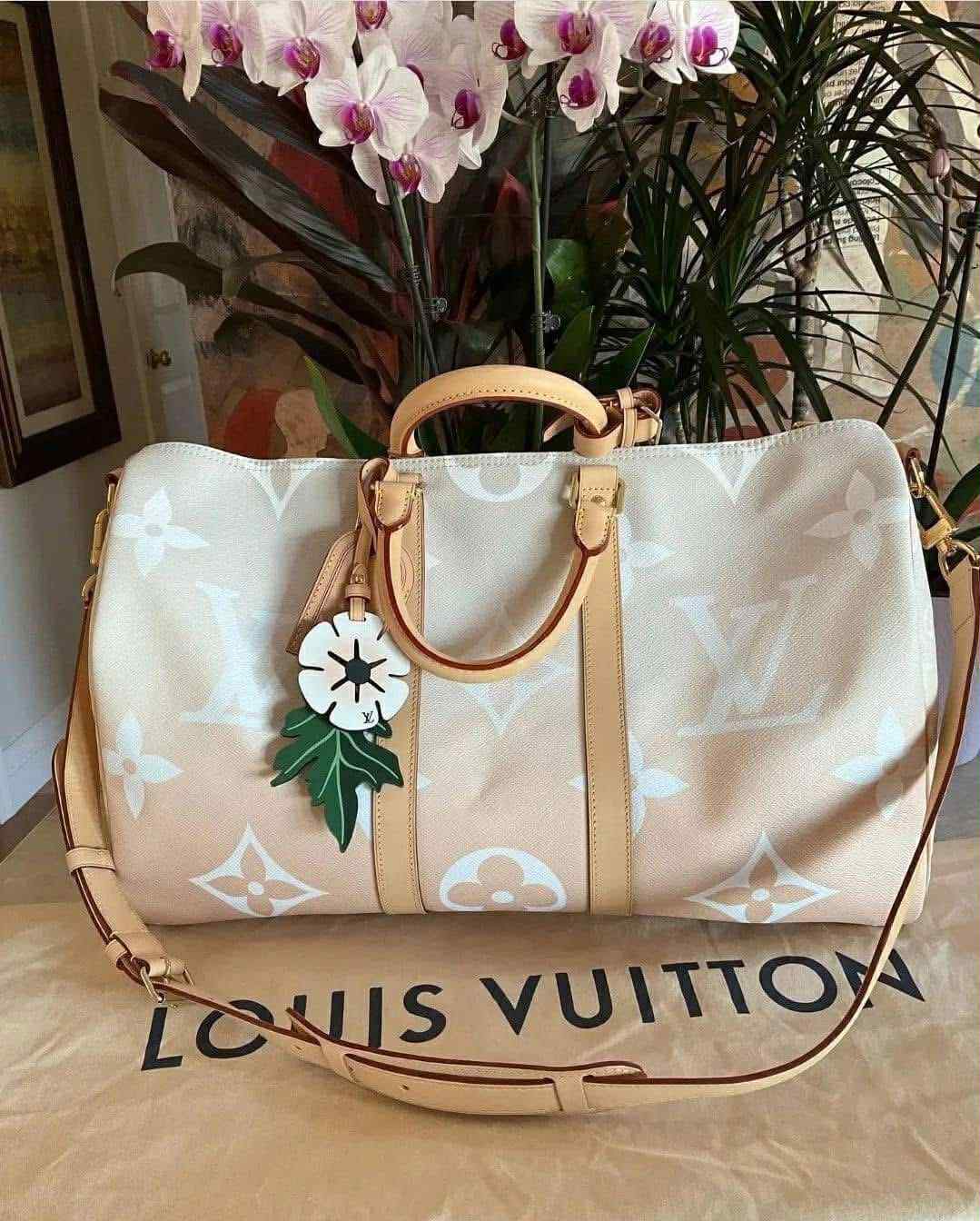 L Cream Vacation Duffle