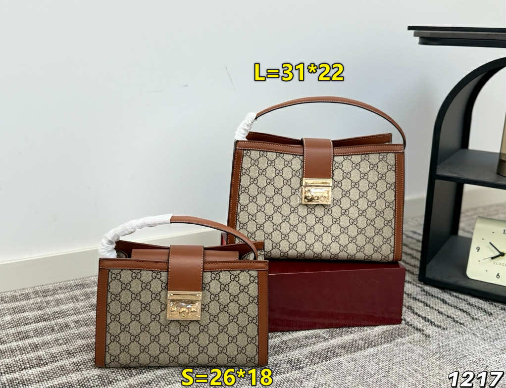 G*G Buckle Bag