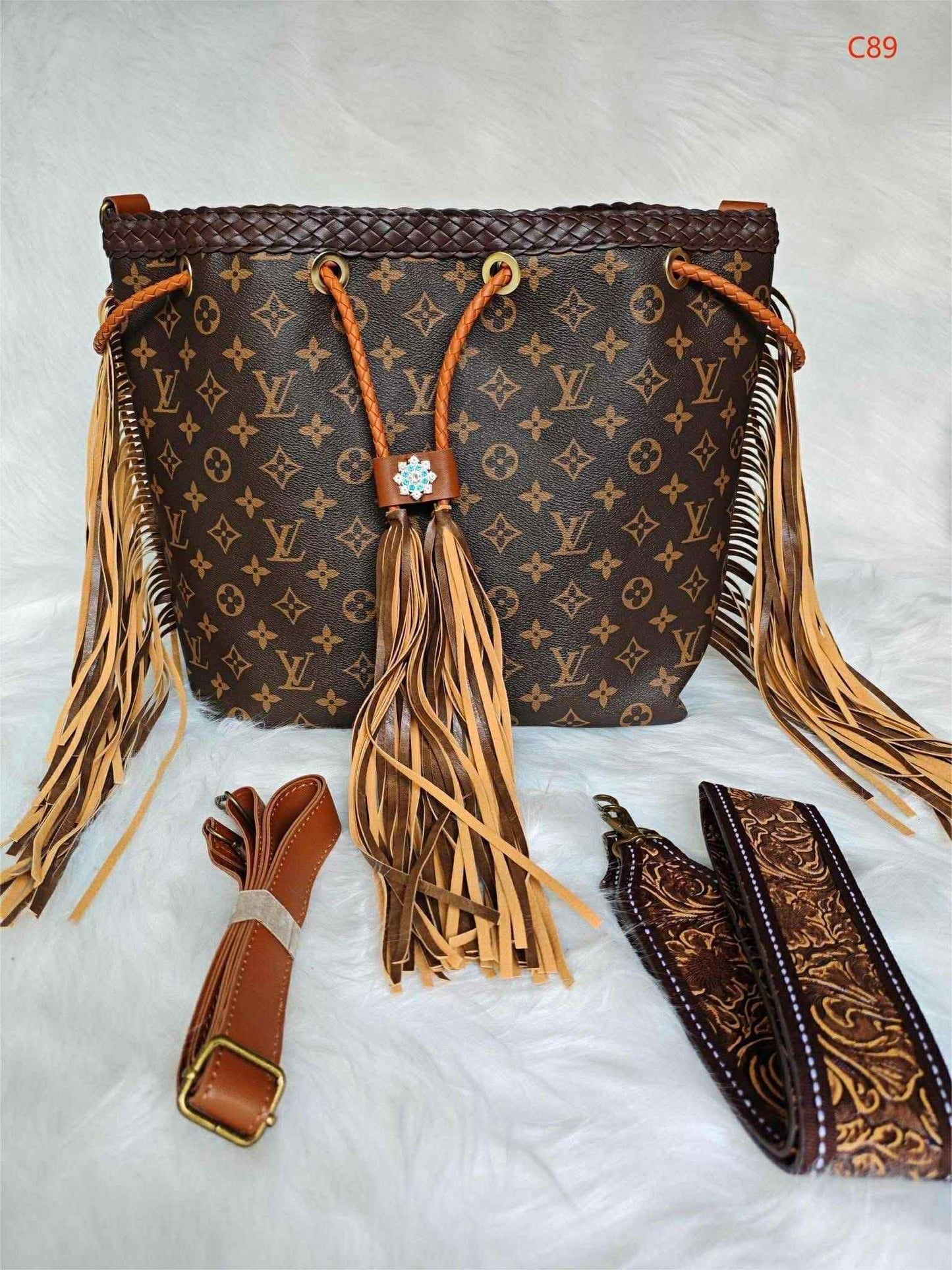 L Mono Fringe Bag New