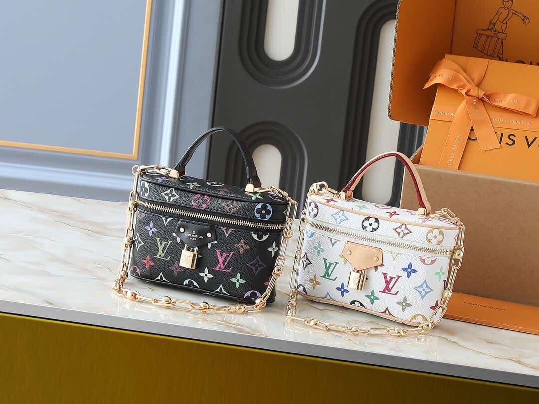 L Lock & Chain Vanity Bags