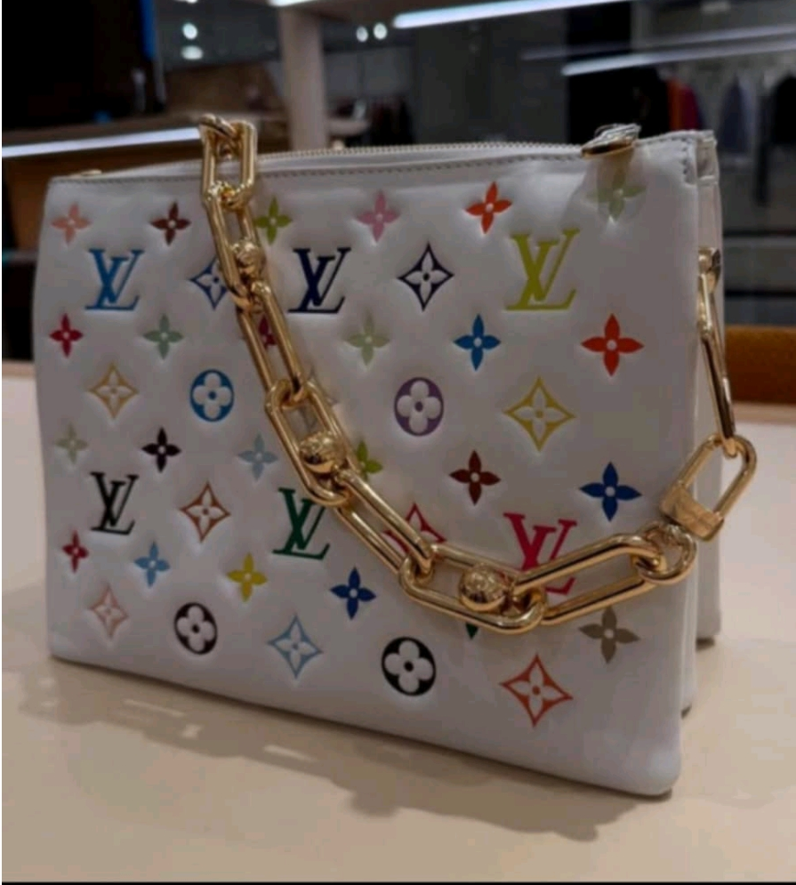 White & Colors Coussin Bag