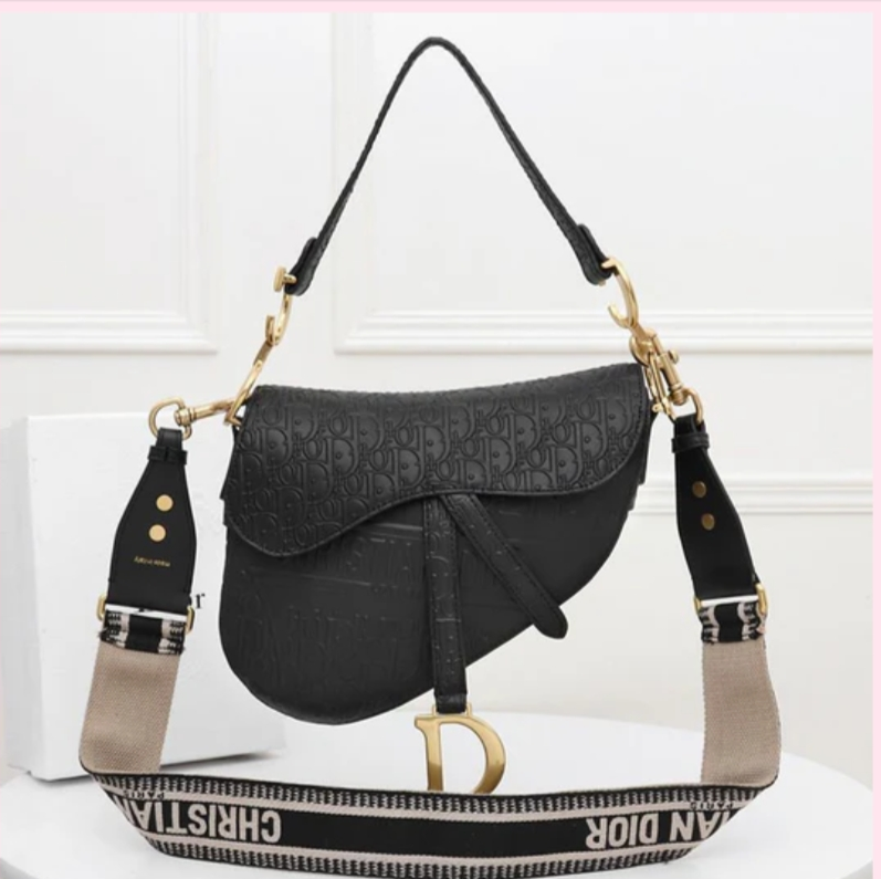 D Saddle Bag Black 2