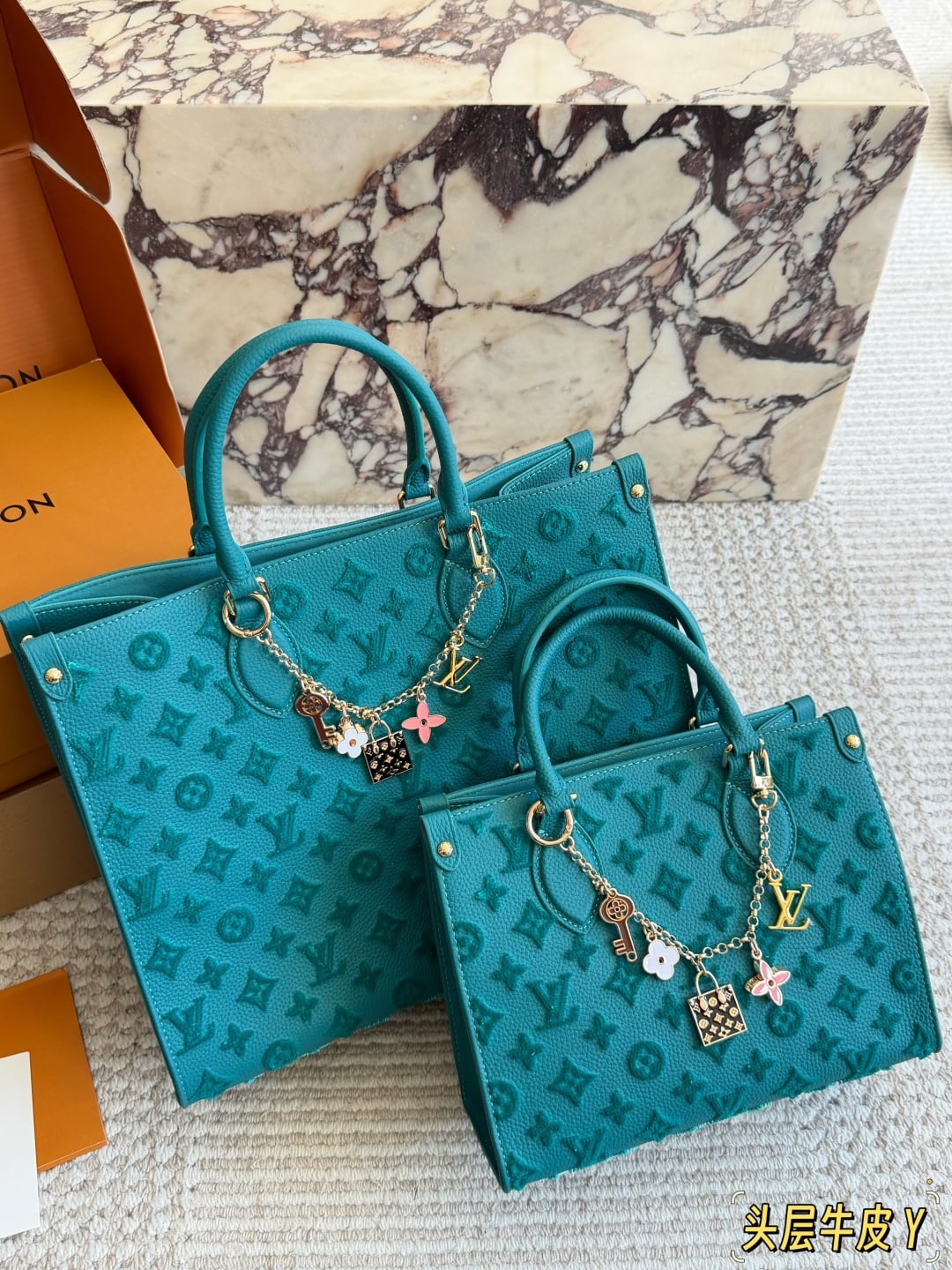 Megan tote 🔥