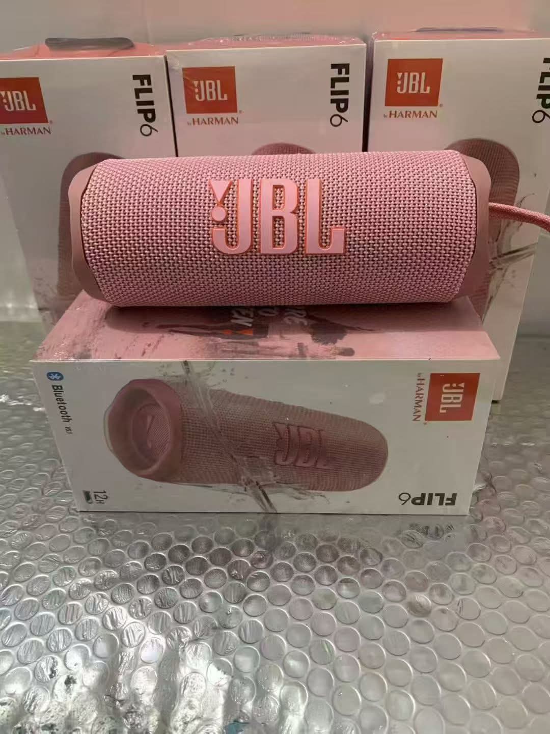PINK J Speaker