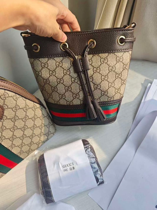 G small bucket bag