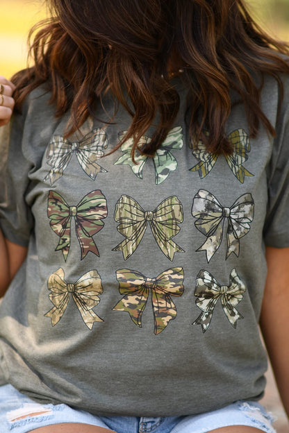 Camo bow ADULT TEE OR PULLOVER