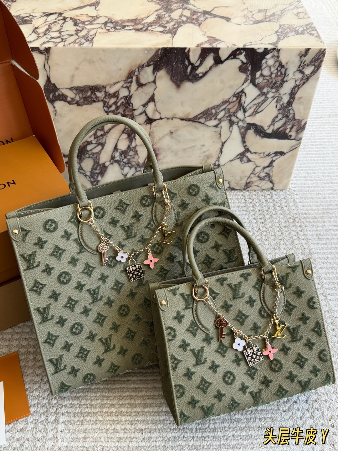 Megan tote 🔥