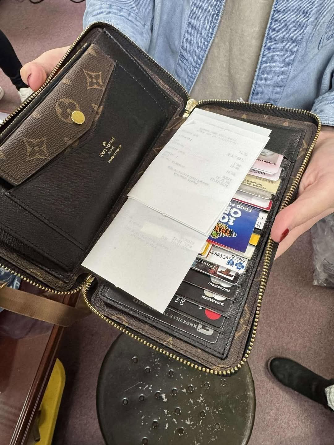 L Ultimate Wallet