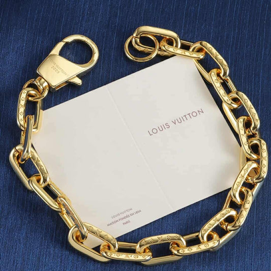 L bracelet