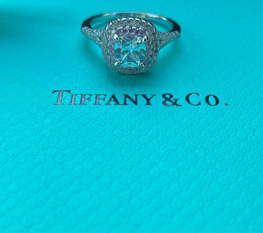 T ring Halo Cushion Cut