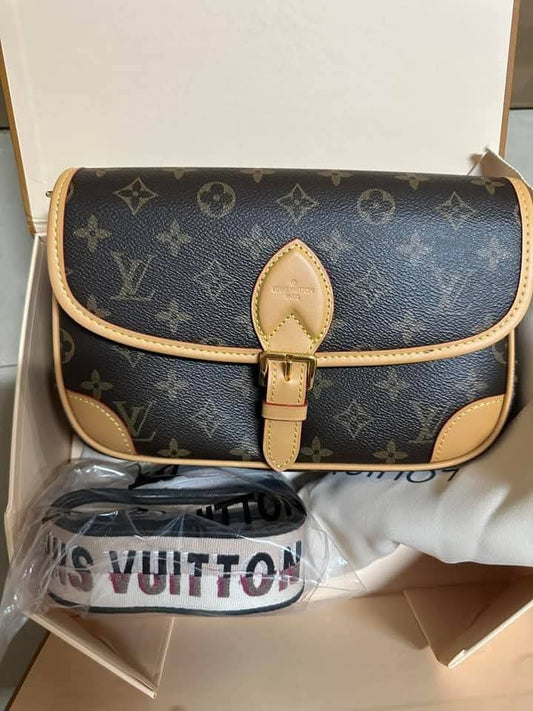 L Mono Diane Bag
