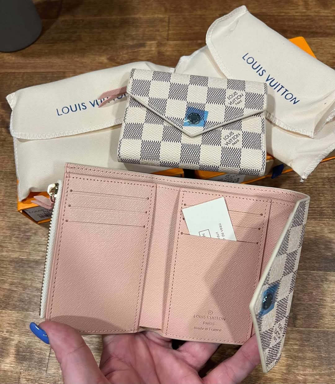 L 3 Fold Checkered Wallet