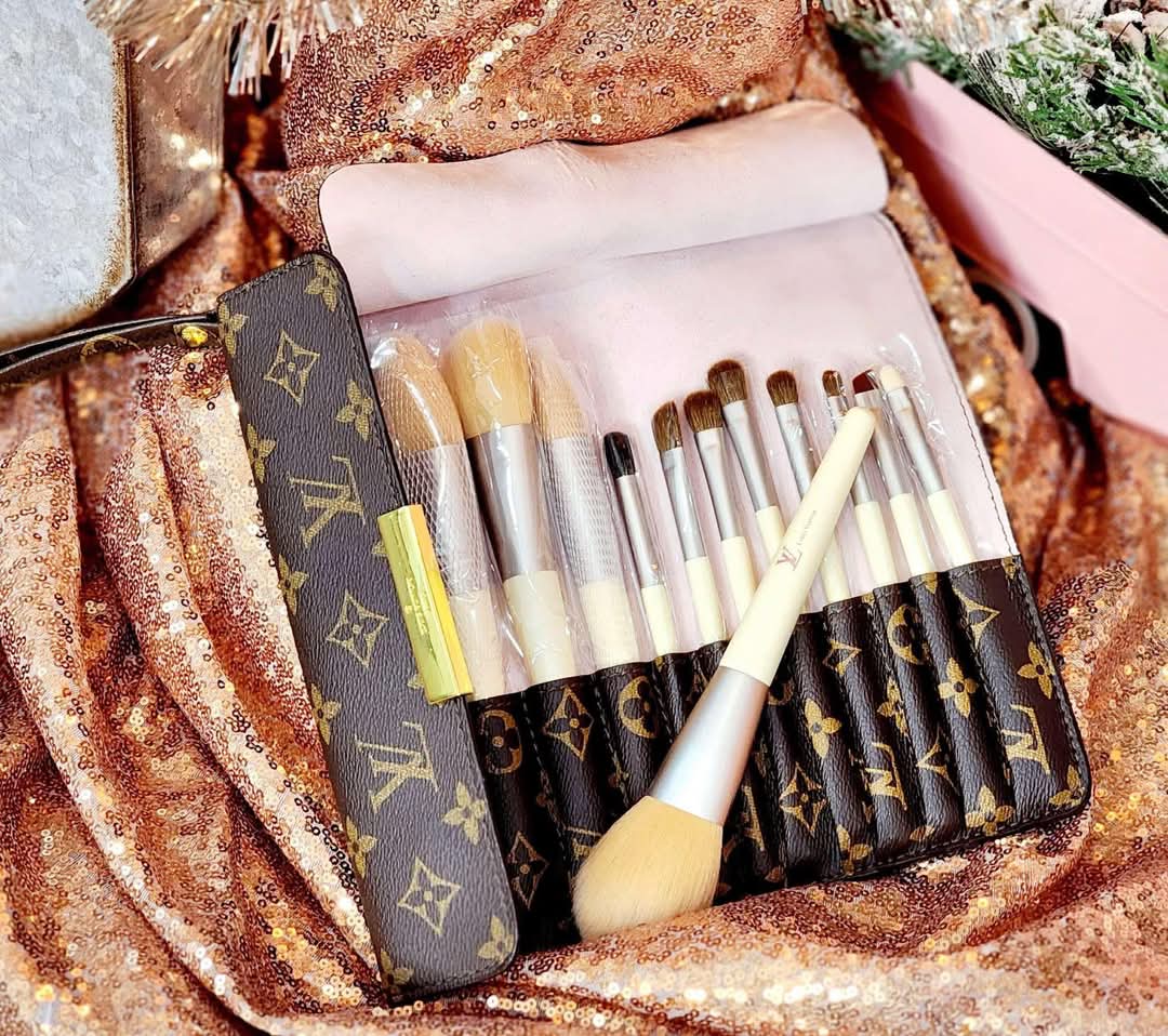 Mono Makeup Brush Set