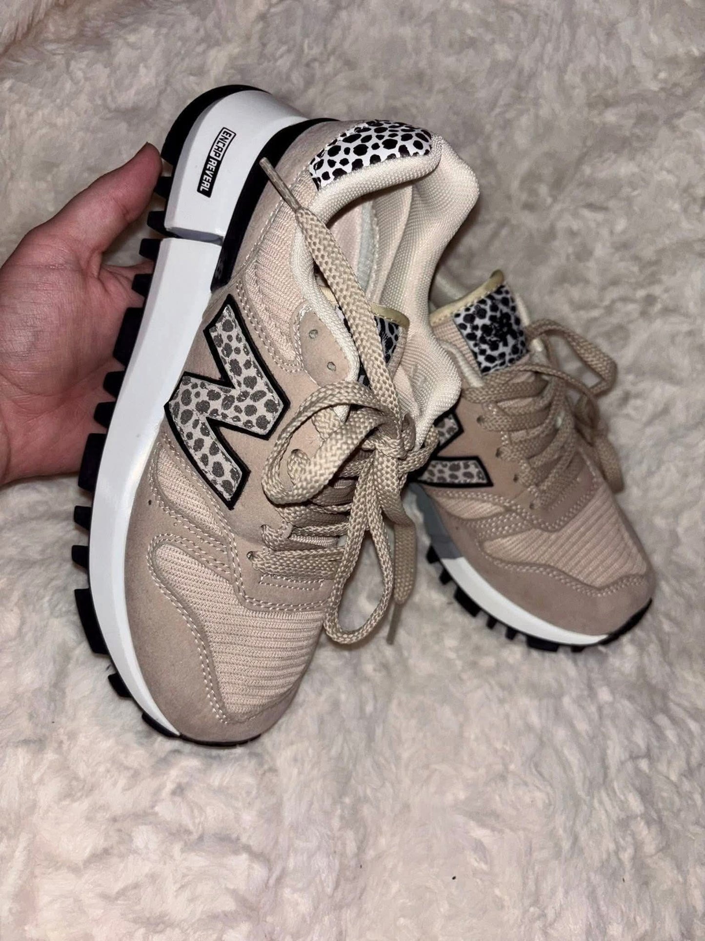 NB Sneakers Tan Print