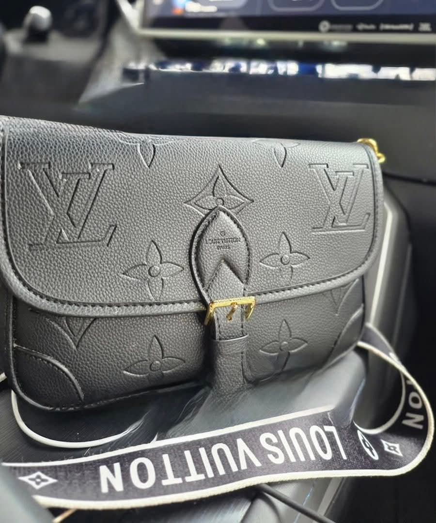 L Black Diane Bag