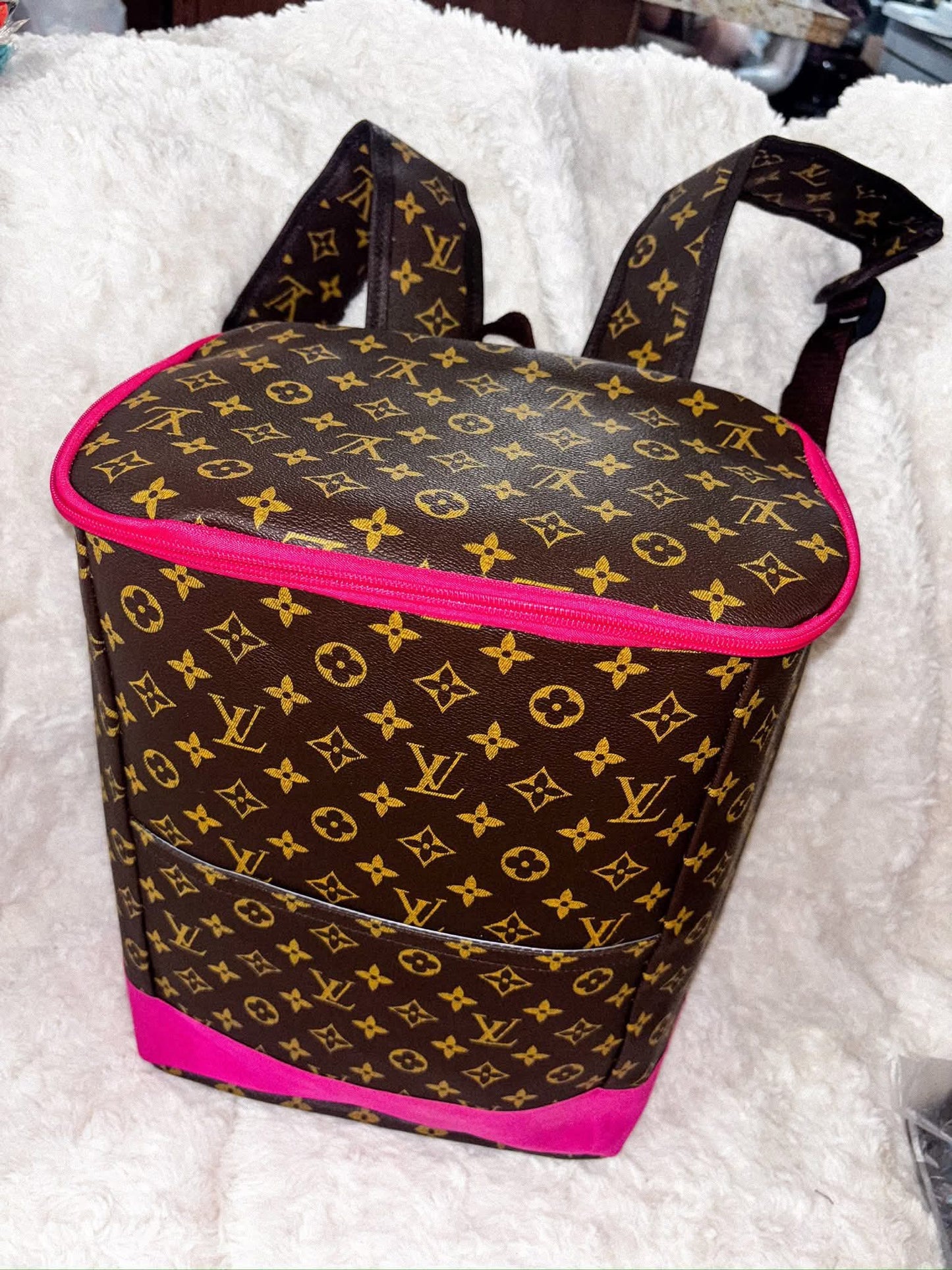 L Mono/Pink Cooler Backpack