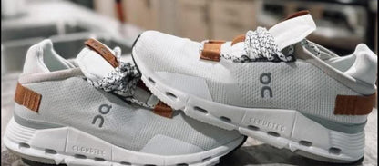 On C CN White/Tan
