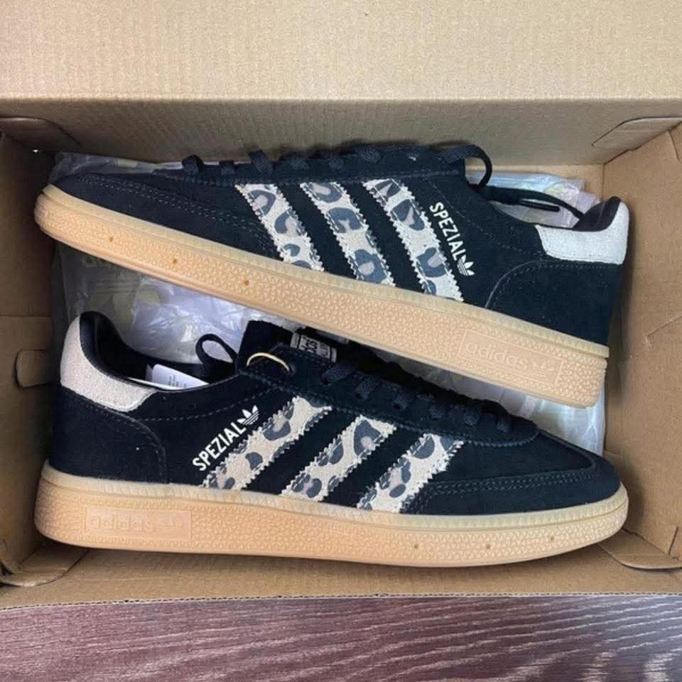 Adi Black/Leopard