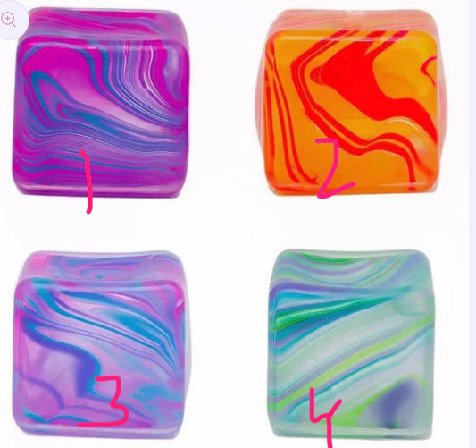 Tye dye cube squish
