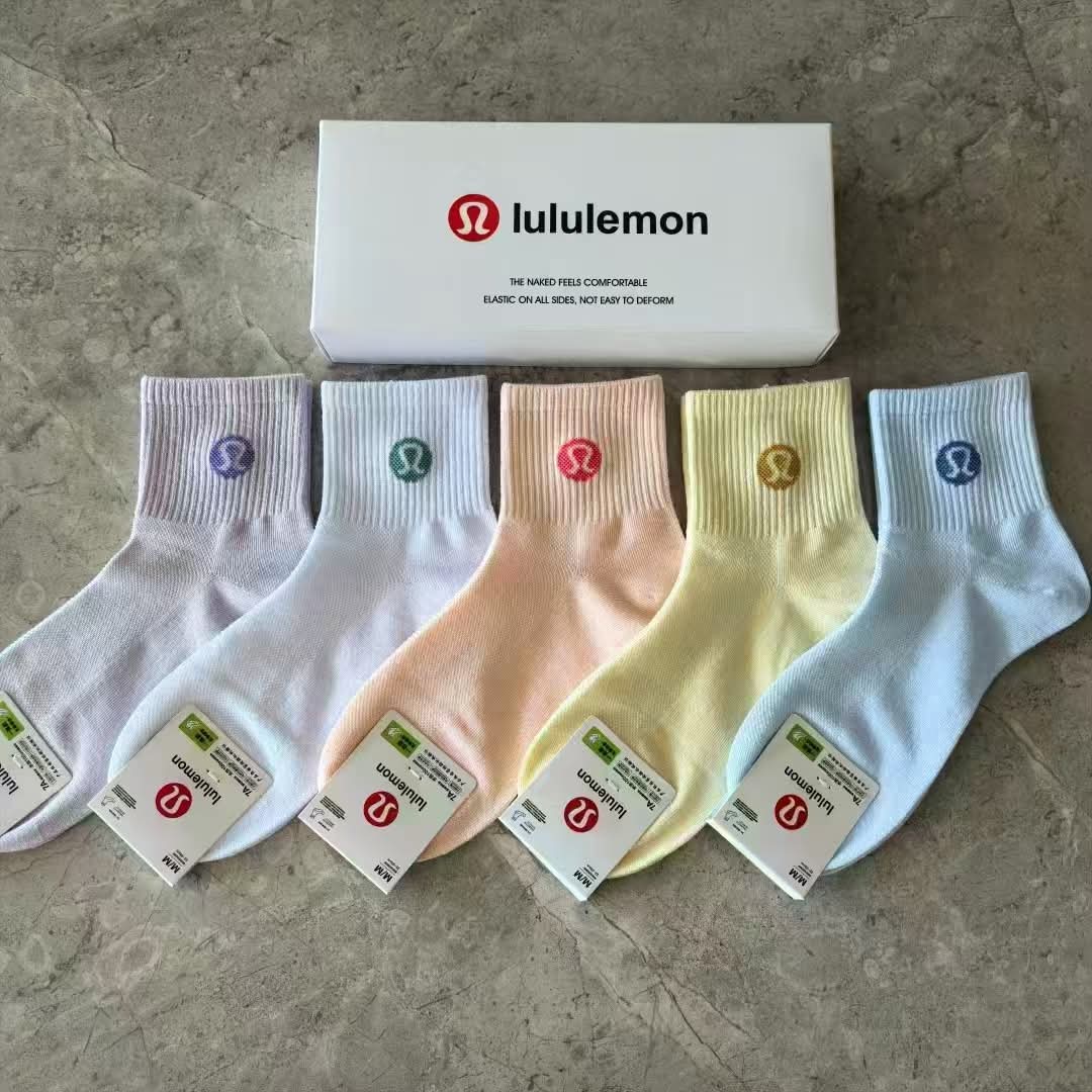 Socks w box Lu/Nke/Adi
