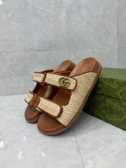 Summer G sandal