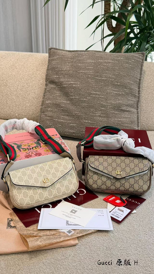 Crossbody g g