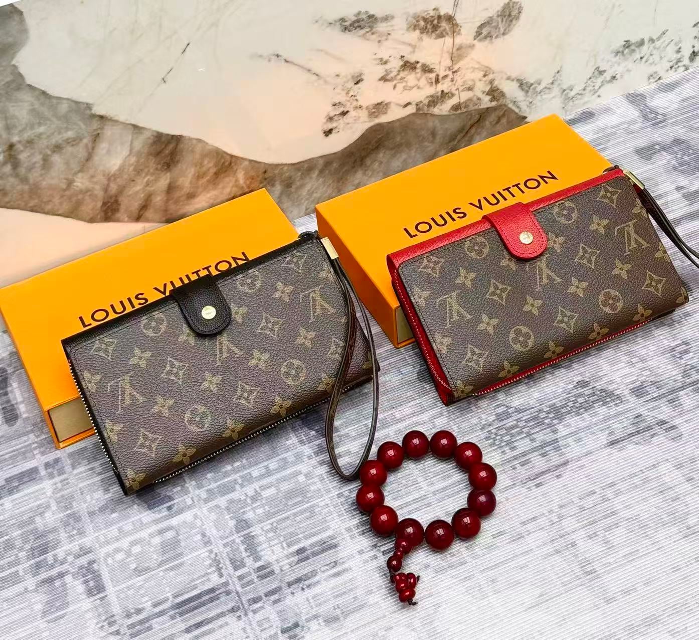 L Wristlet Wallet (Copy)