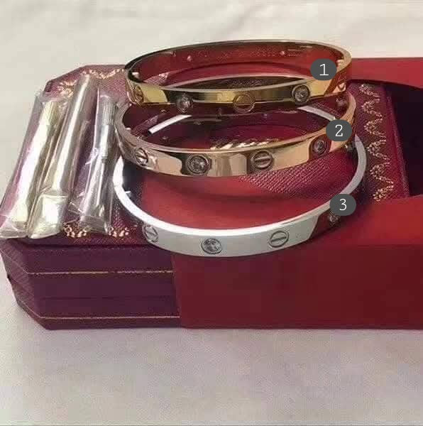 Carti Bracelet 3 Styles