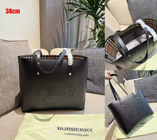 BB Logo Tote Black