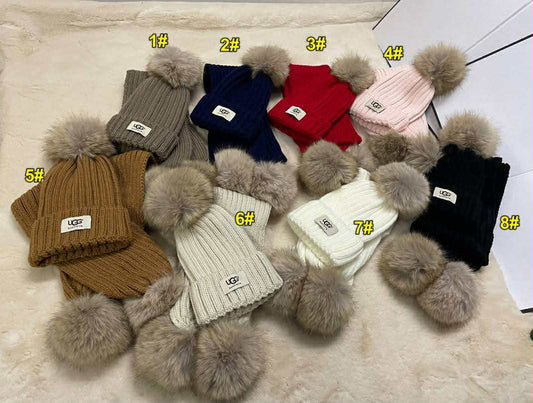 U Pom Hat & Scarf Set