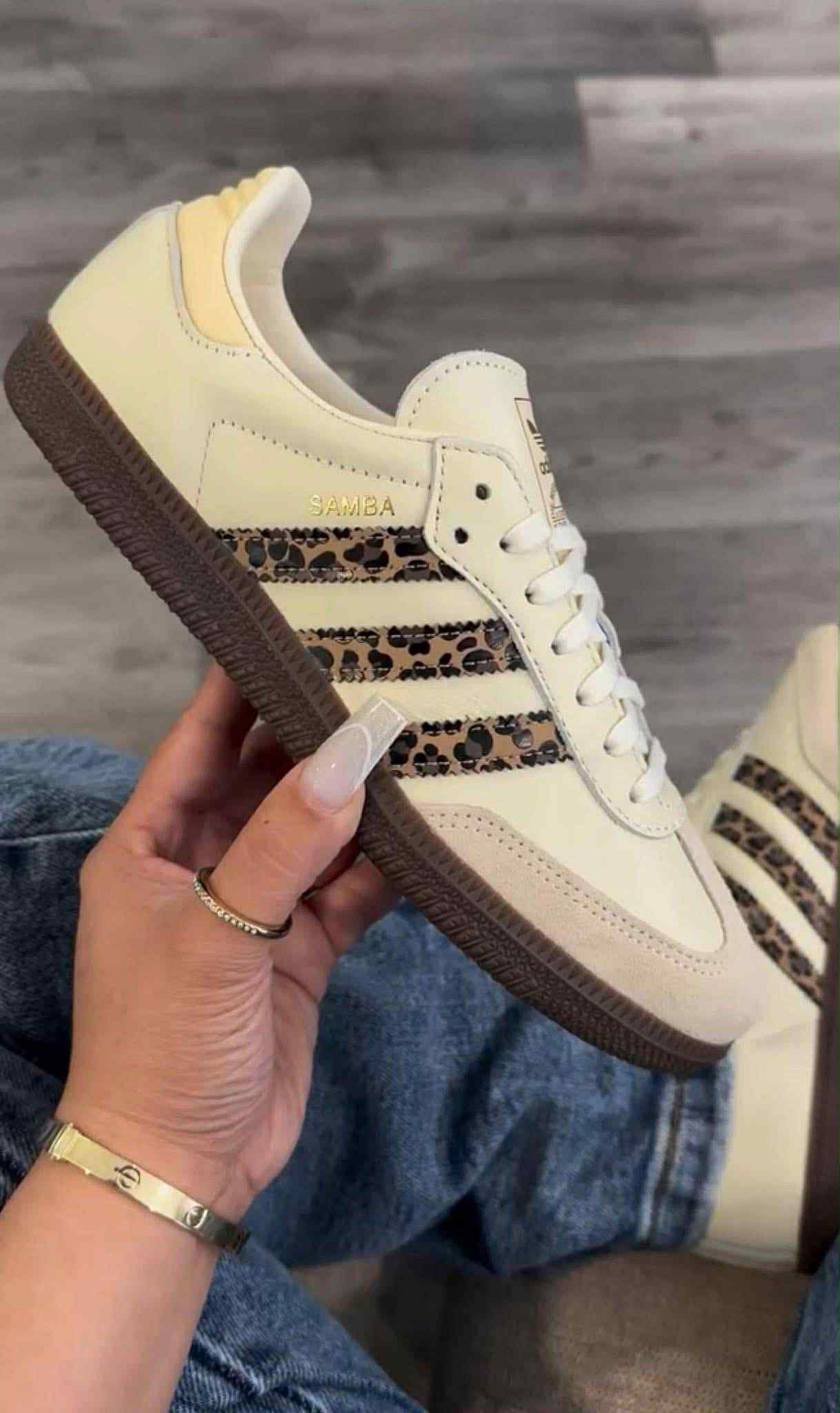 Adi Samba Leopard Stripe
