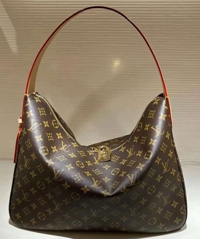 L Mono Slouch Bag