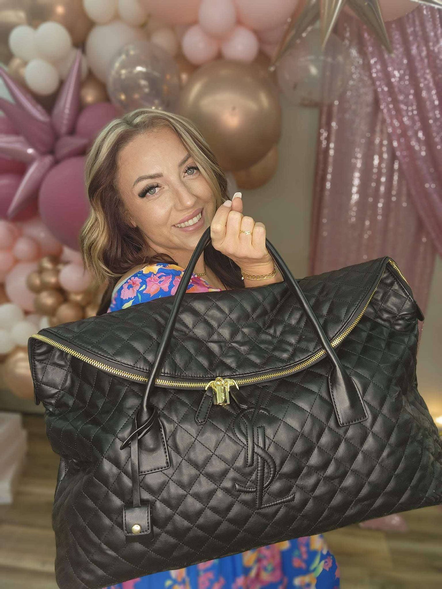 Y Black Quilt Oversized Bag