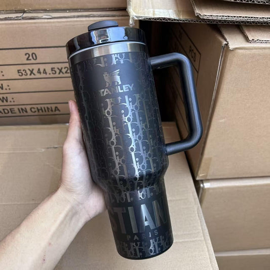CD Black Mono S-Cup