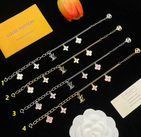 L Charm Bracelets
