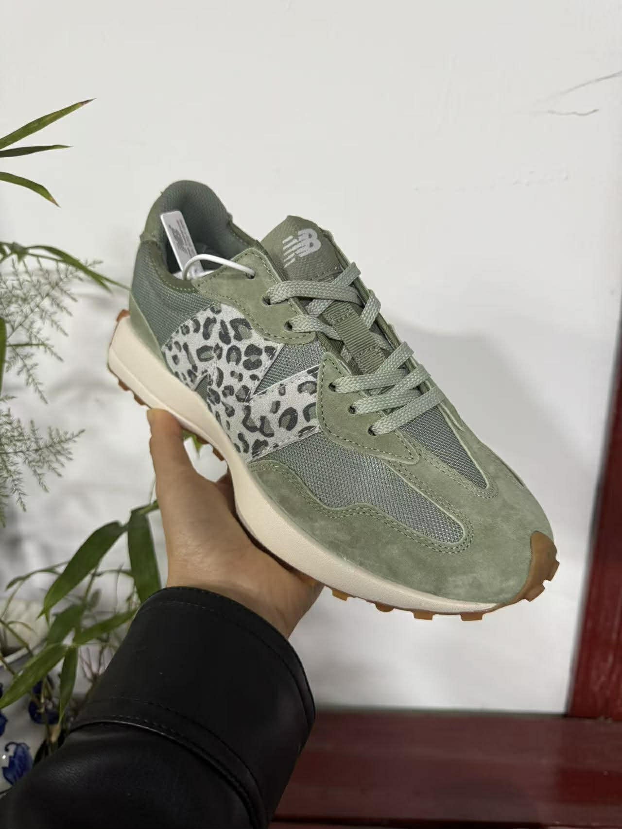NB Print Tennis Shoes 1-5