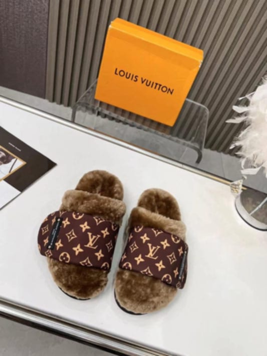 L Boujee Mono Slipper